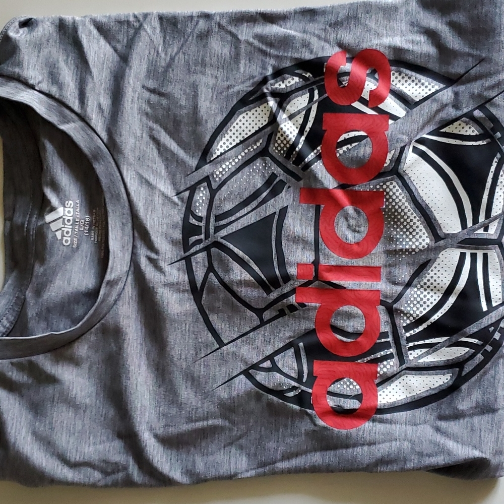 Boys Adidas large (14/16) tshirt